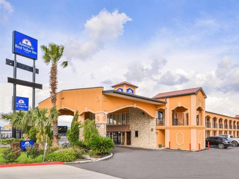 Americas Best Value Inn Buda Exterior photo